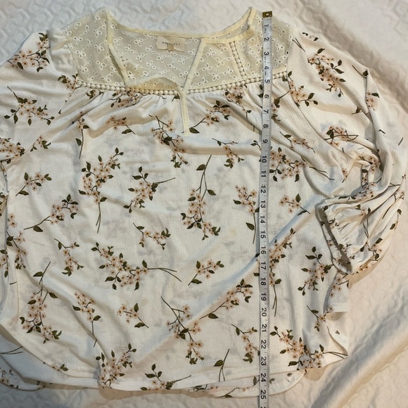 Melloday Cream + White Floral Blouse Top Women’s Size 1X Semi-Sheer Flowy - Picture 7 of 9